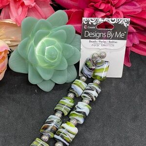 NWT Acrylic Beads for making jewelry
